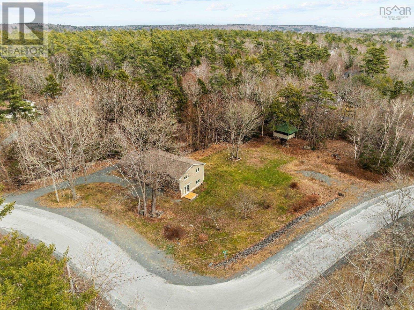 Property at 20 Old Cobequid Road image 3