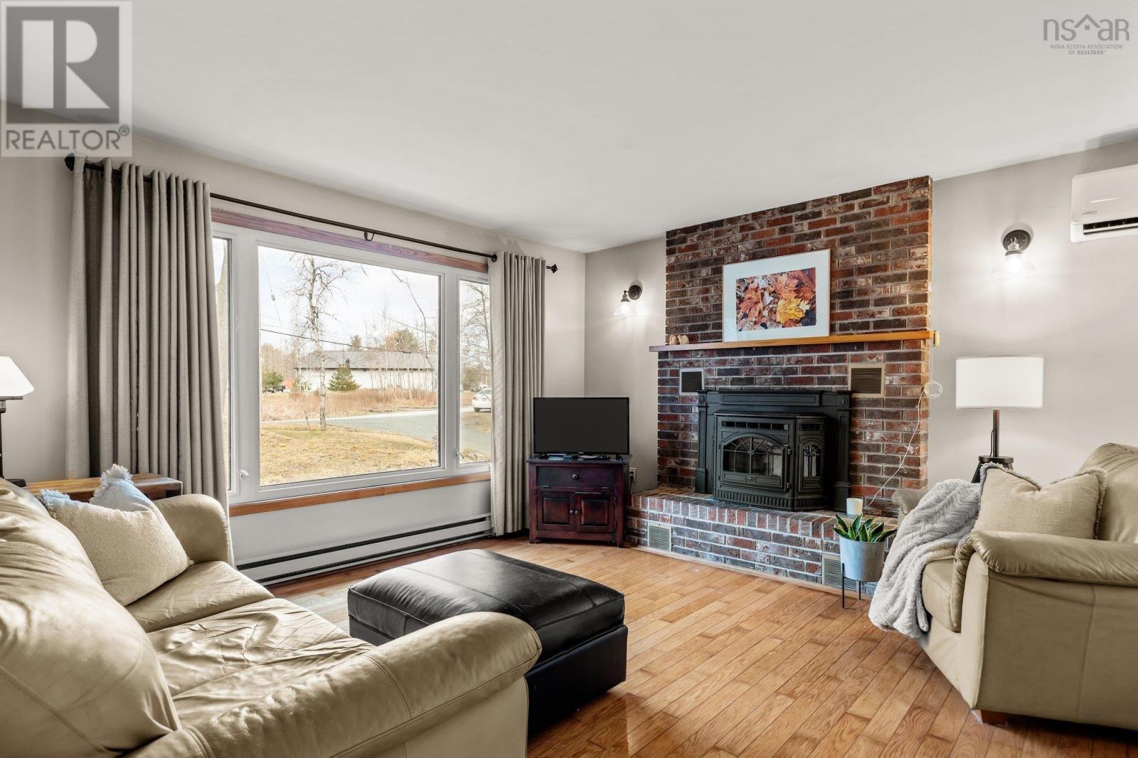 Property at 20 Old Cobequid Road image 5