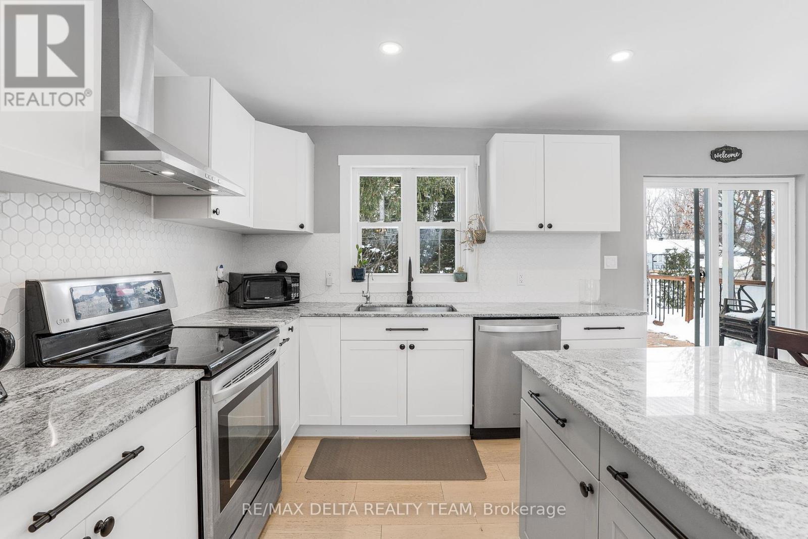 984 Hillmillar Street, Ottawa, Ontario  K4C 1R3 - Photo 14 - X11982839