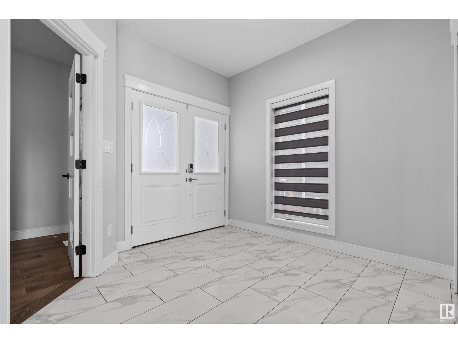 Property at 888 EBBERS CR NW image 4