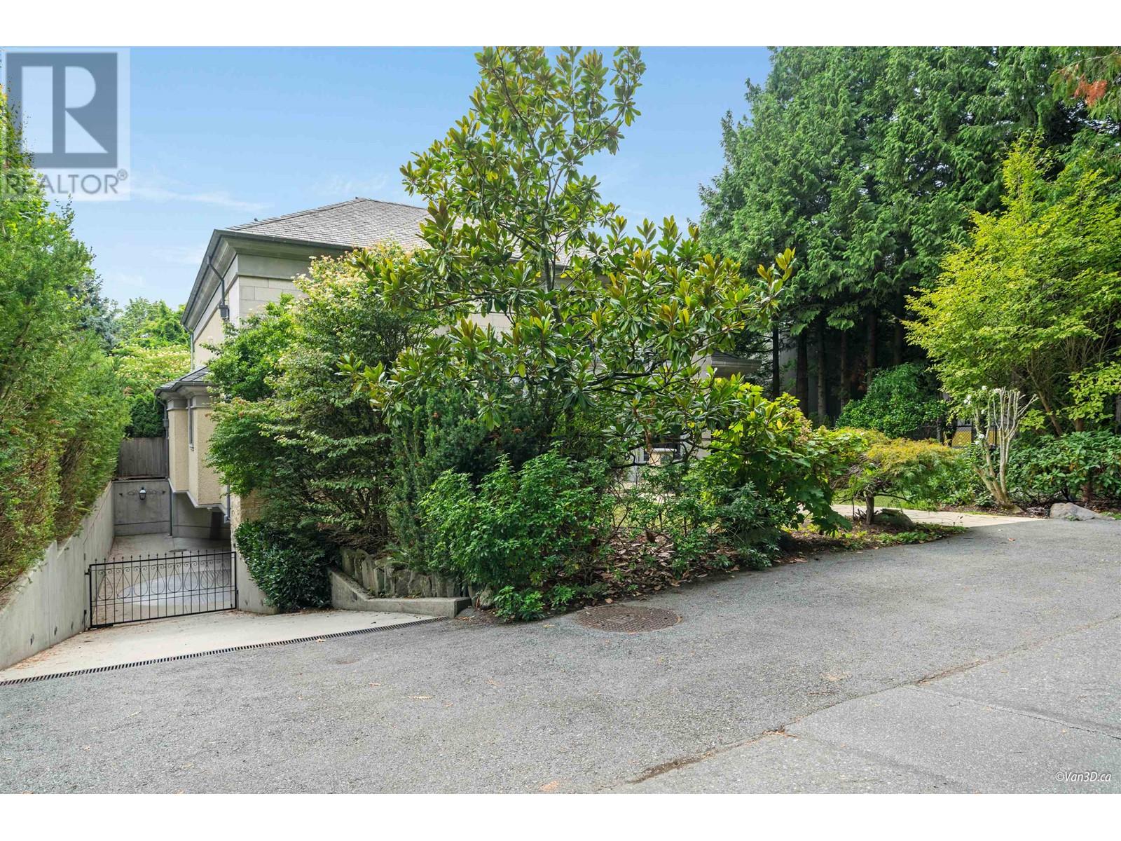Property at 1198 W 55TH AVENUE image 5