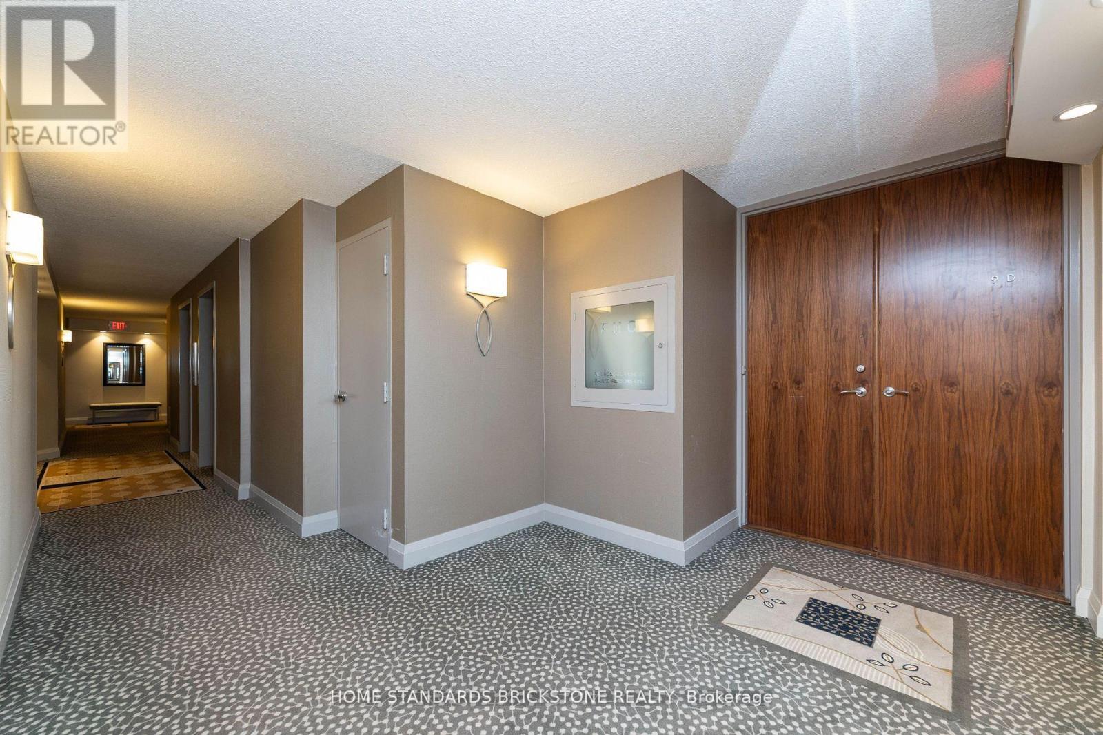 Property at 9D - 66 COLLIER STREET image 3
