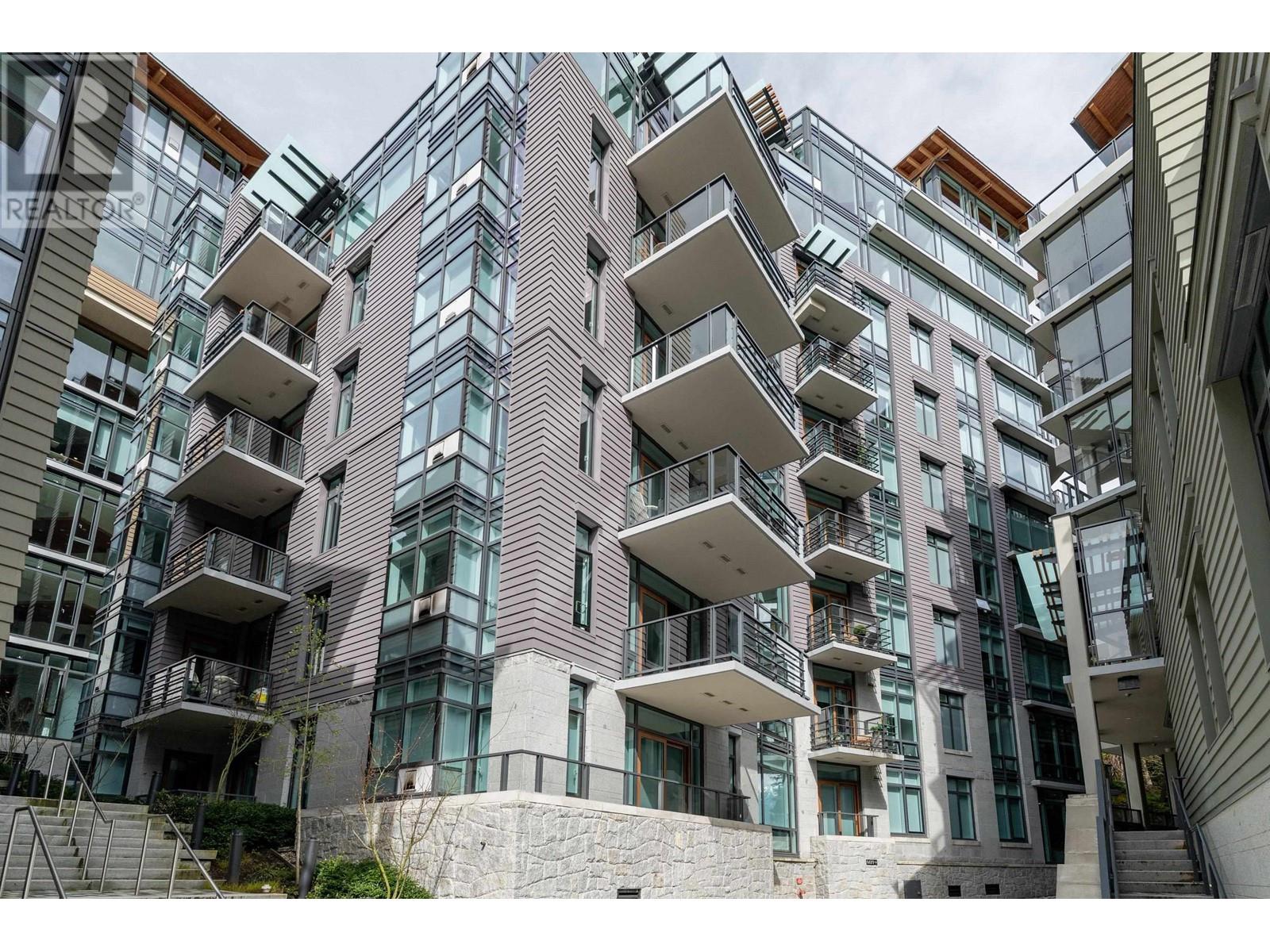 602 6699 NELSON AVENUE, West Vancouver, British Columbia