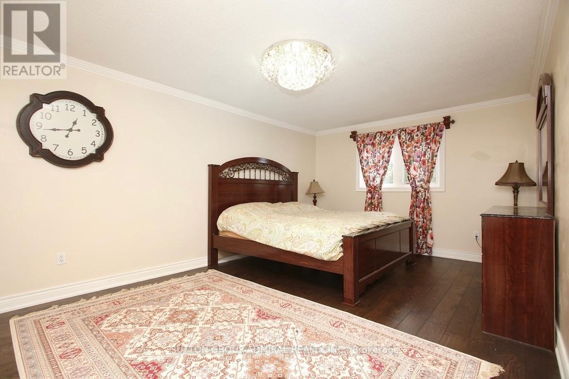 22 Waltham Crescent, Richmond Hill, Ontario  L4B 1Z2 - Photo 34 - N12084312