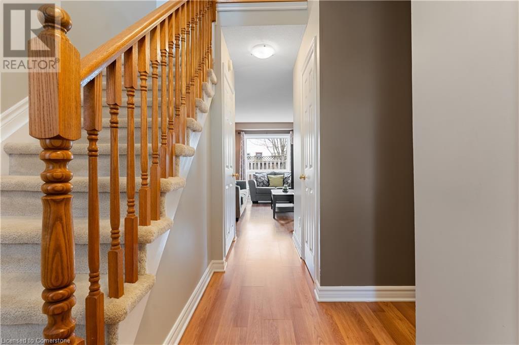 Property at 13 WALKER Court image 3