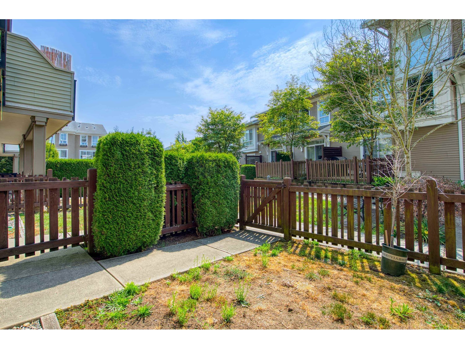 Property at 100 19505 68A AVENUE image 3