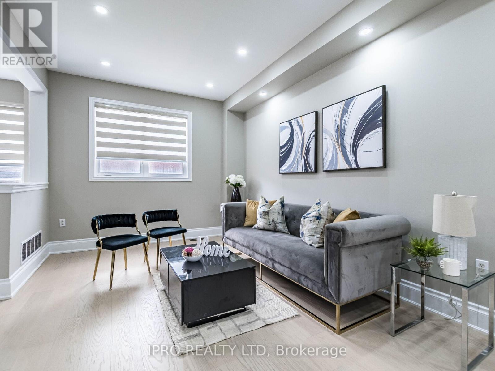 17 Prudhomme Drive, Brampton, Ontario  L6R 0H2 - Photo 8 - W12084287