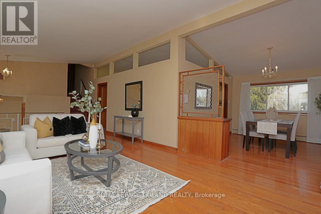Property at 422 COMMISSIONERS ROAD E image 5