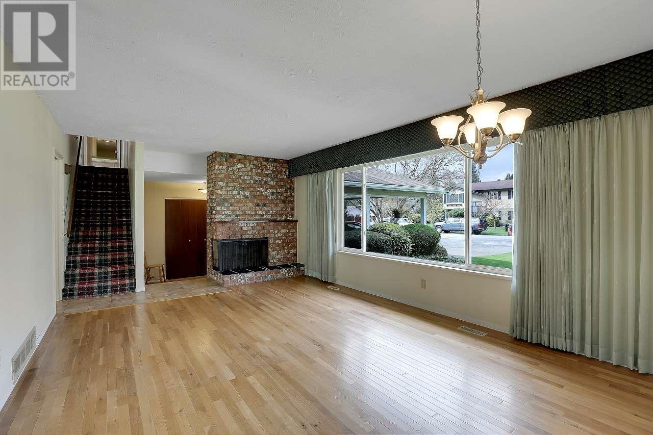 Property at 21222 117 AVENUE image 3