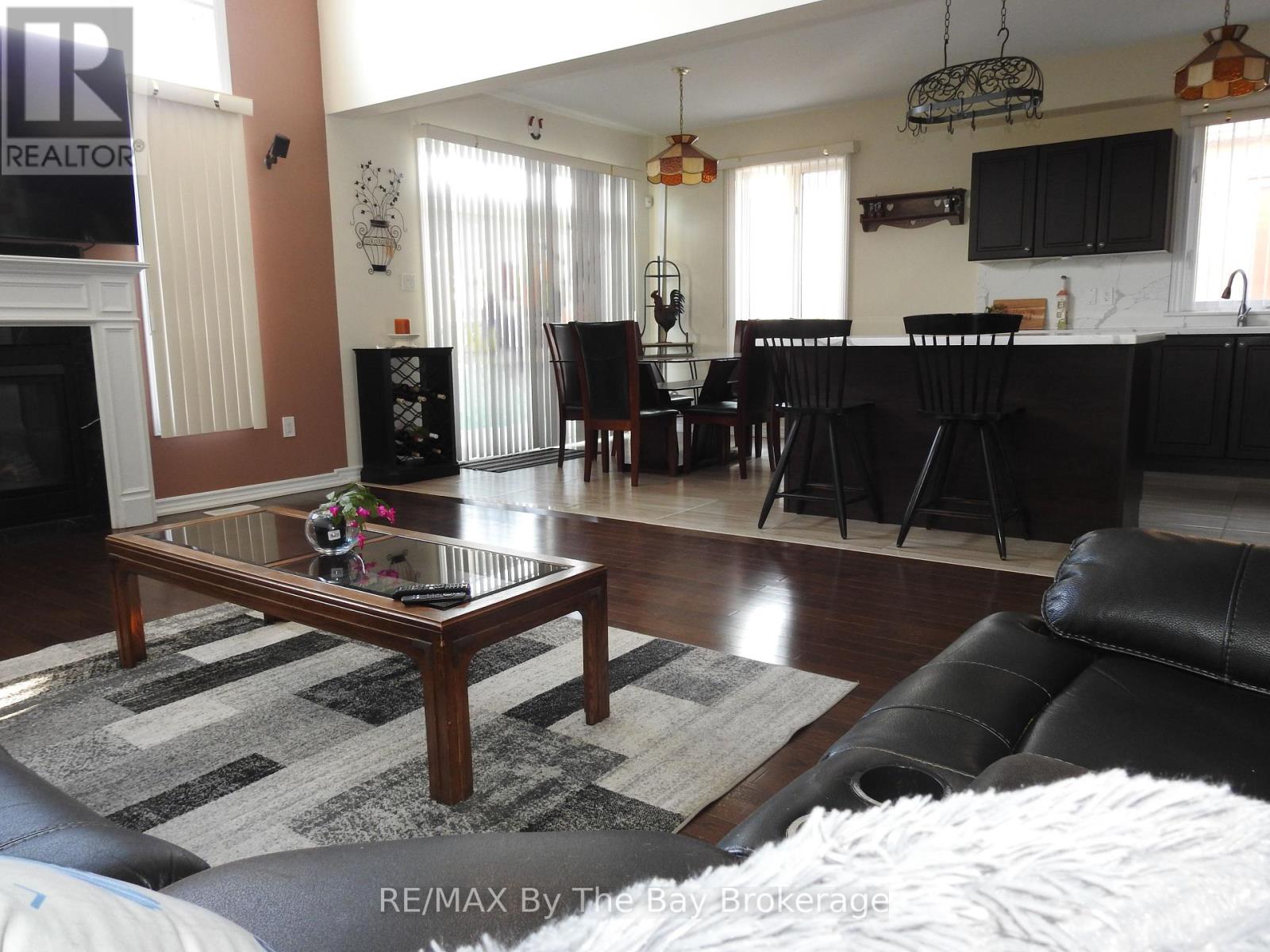 48 Allegra Drive, Wasaga Beach, Ontario  L9Z 0H5 - Photo 10 - S12084275