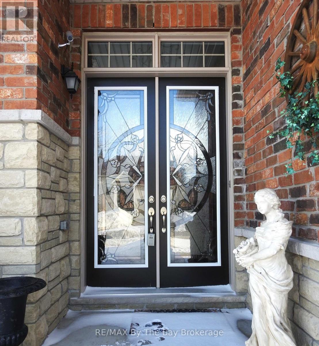 Property at 48 ALLEGRA DRIVE image 2