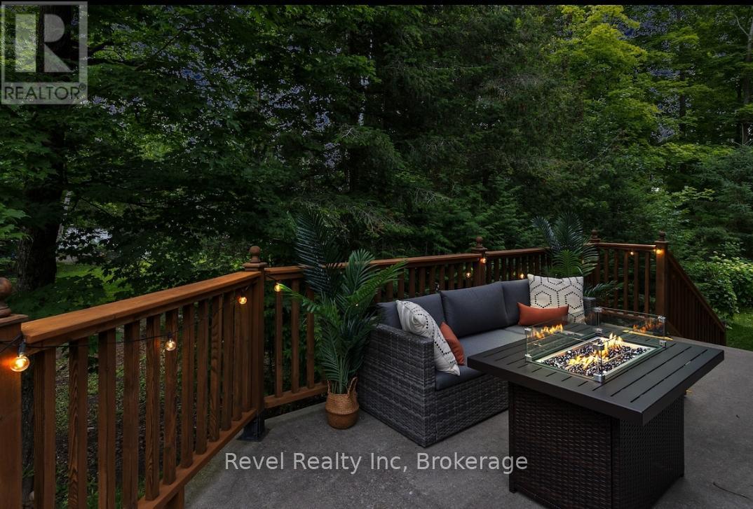 1517 Tiny Beaches Road N, Tiny, Ontario  L9M 0J2 - Photo 12 - S12084361