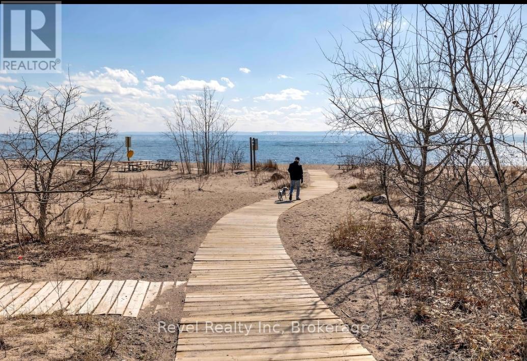 1517 Tiny Beaches Road N, Tiny, Ontario  L9M 0J2 - Photo 26 - S12084361
