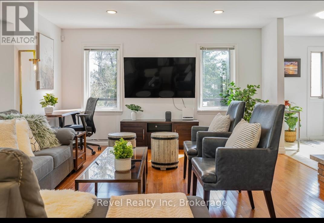 Property at 1517 TINY BEACHES ROAD N image 3