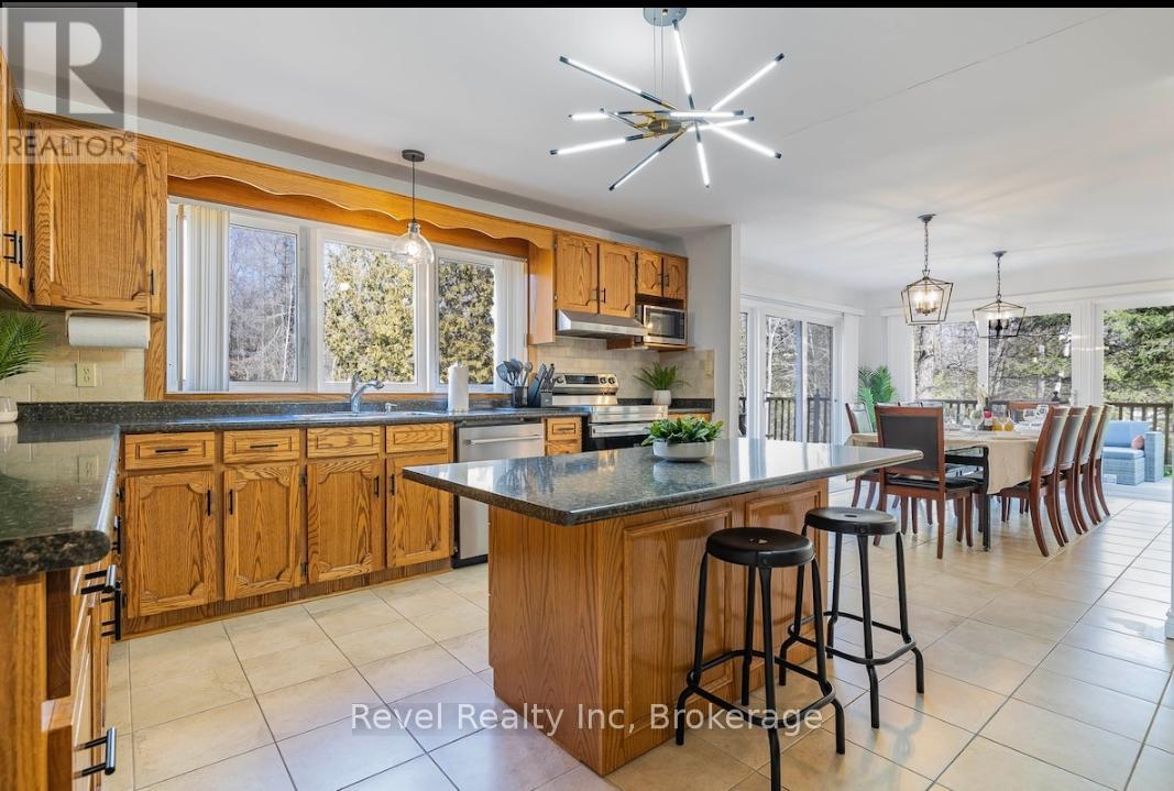 1517 Tiny Beaches Road N, Tiny, Ontario  L9M 0J2 - Photo 7 - S12084361