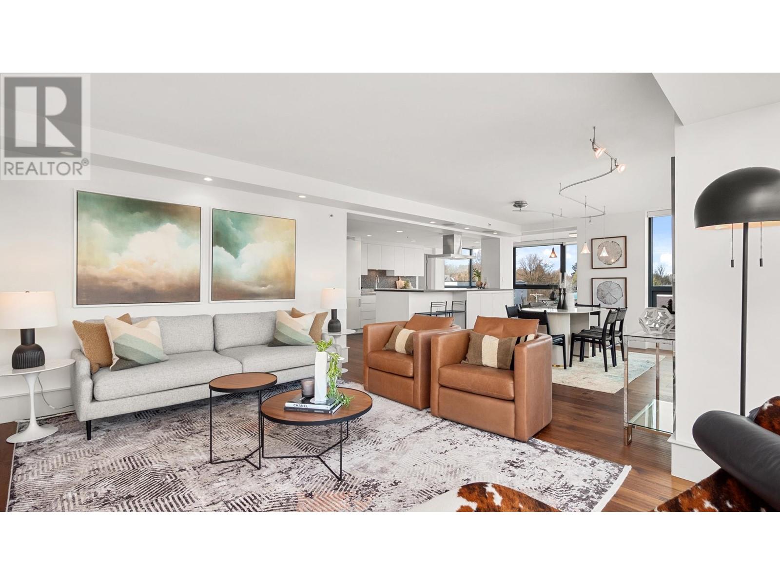 501 1550 W 15TH AVENUE, Vancouver, British Columbia