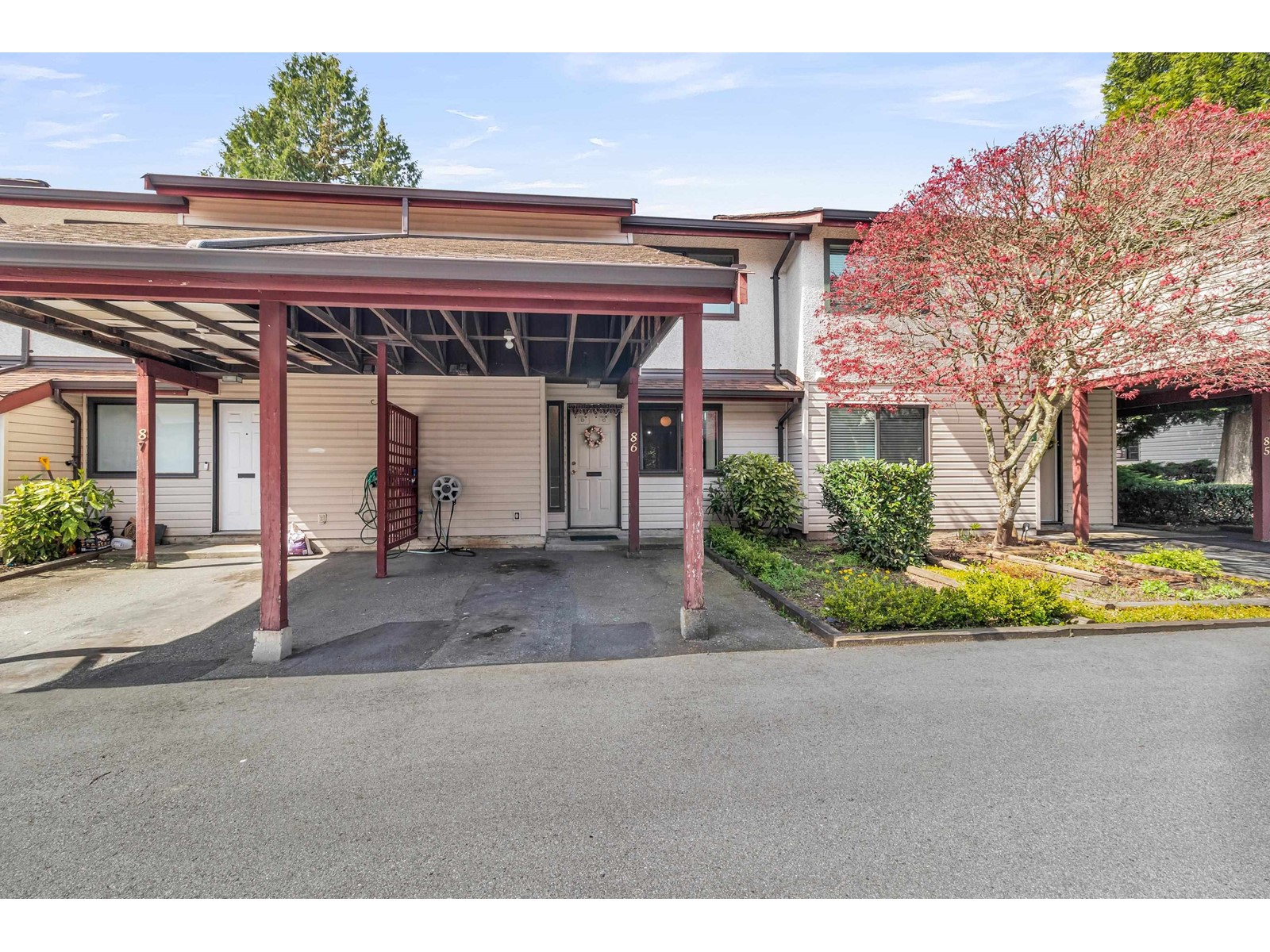 Property at 86 13880 74 AVENUE image 1