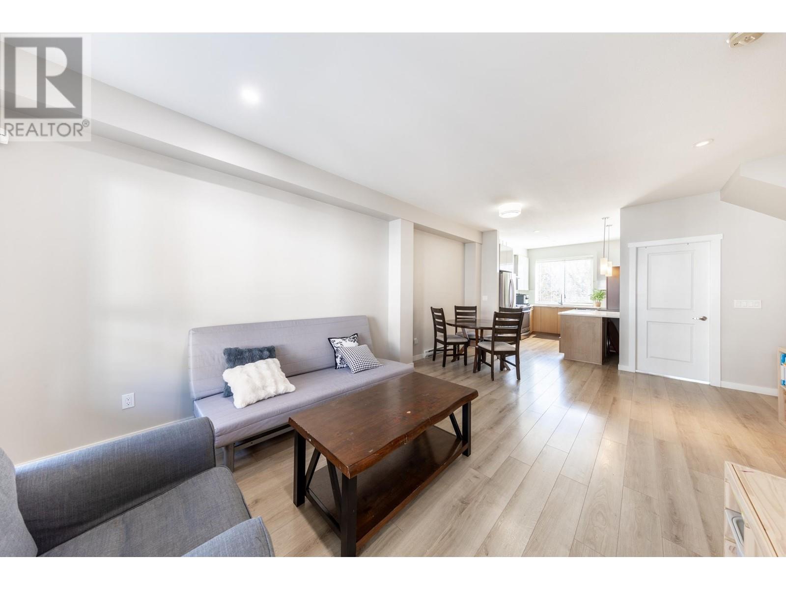 109 9671 Alberta Road, Richmond, British Columbia  V6Y 1T7 - Photo 3 - R2989392
