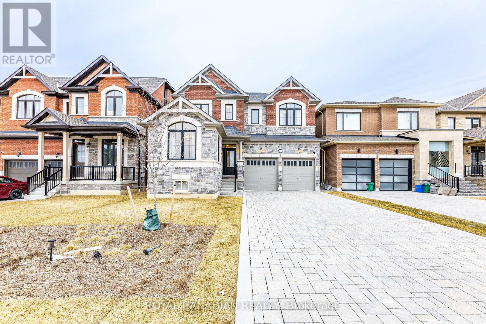 Property at 111 JINNAH AVENUE image 3