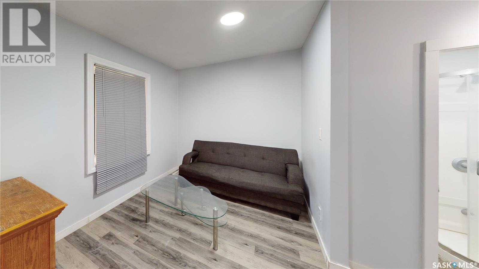 Property at 1317 Athol STREET image 4