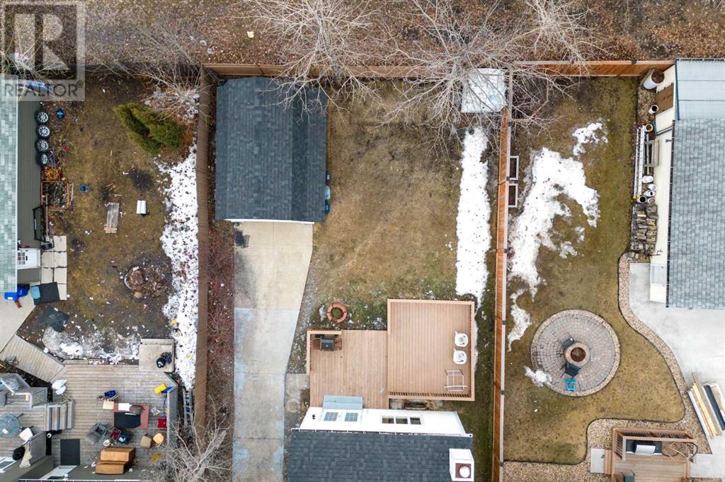 Property at 121 Brooks Place image 4