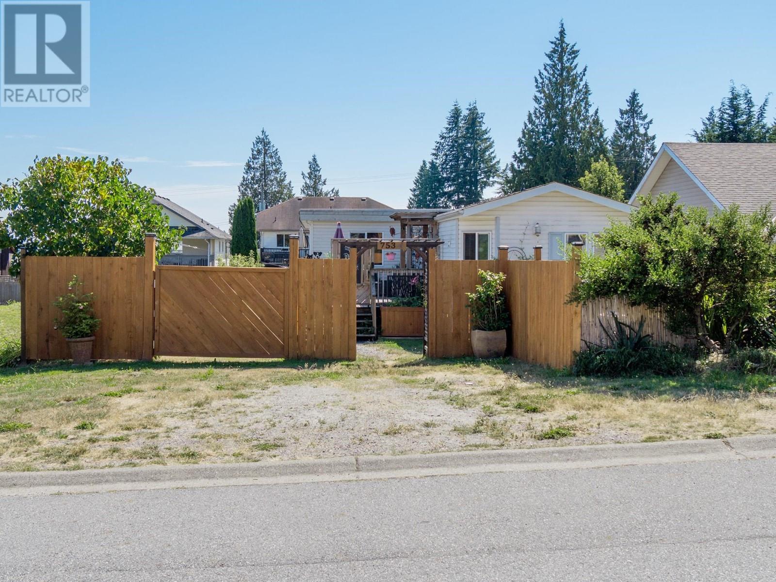 Property at 753 STEINBRUNNER ROAD image 1