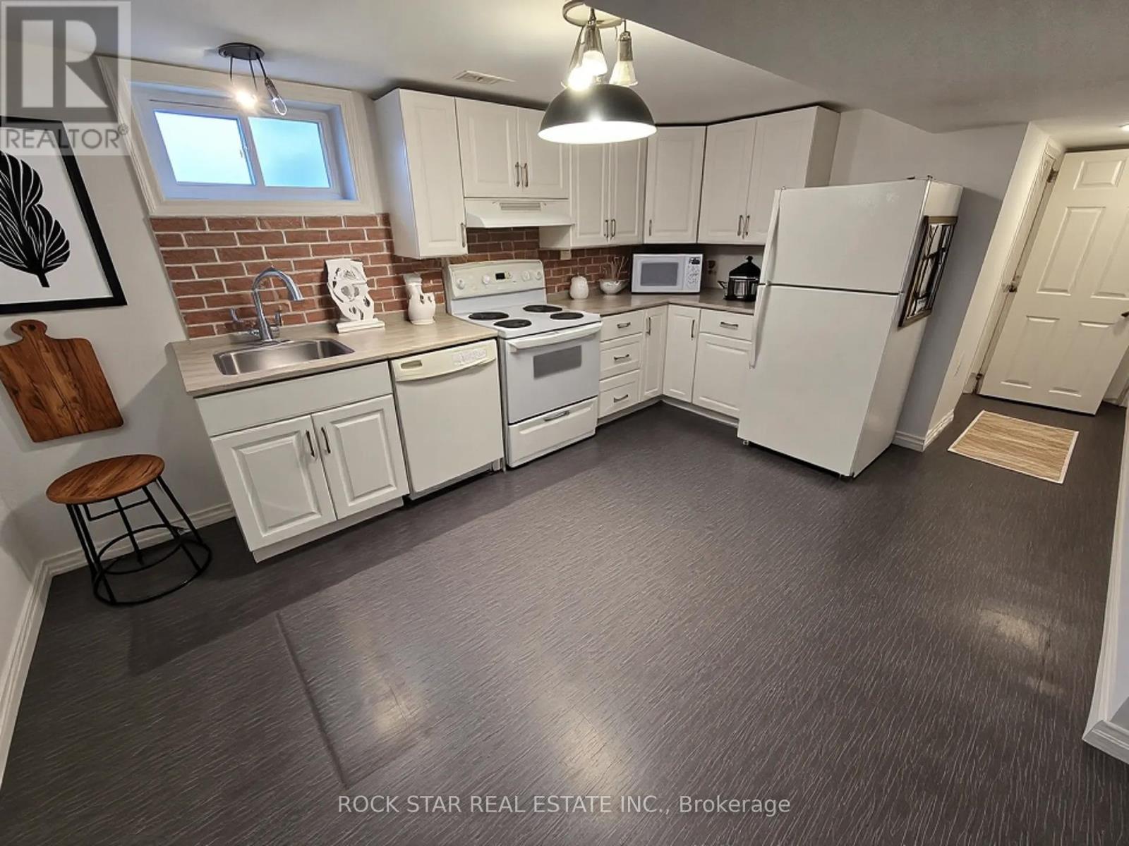 77 Blackfriars Street, London North, Ontario  N6H 1K8 - Photo 8 - X12084369
