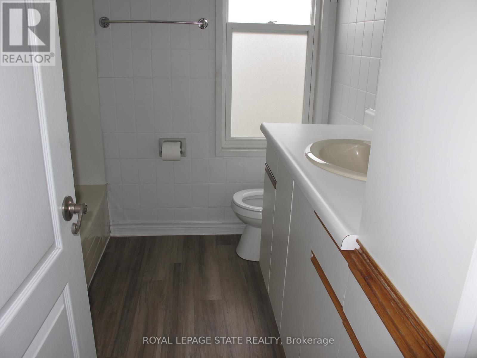 4233 May Avenue, Niagara Falls, Ontario  L2E 3H9 - Photo 17 - X12084458