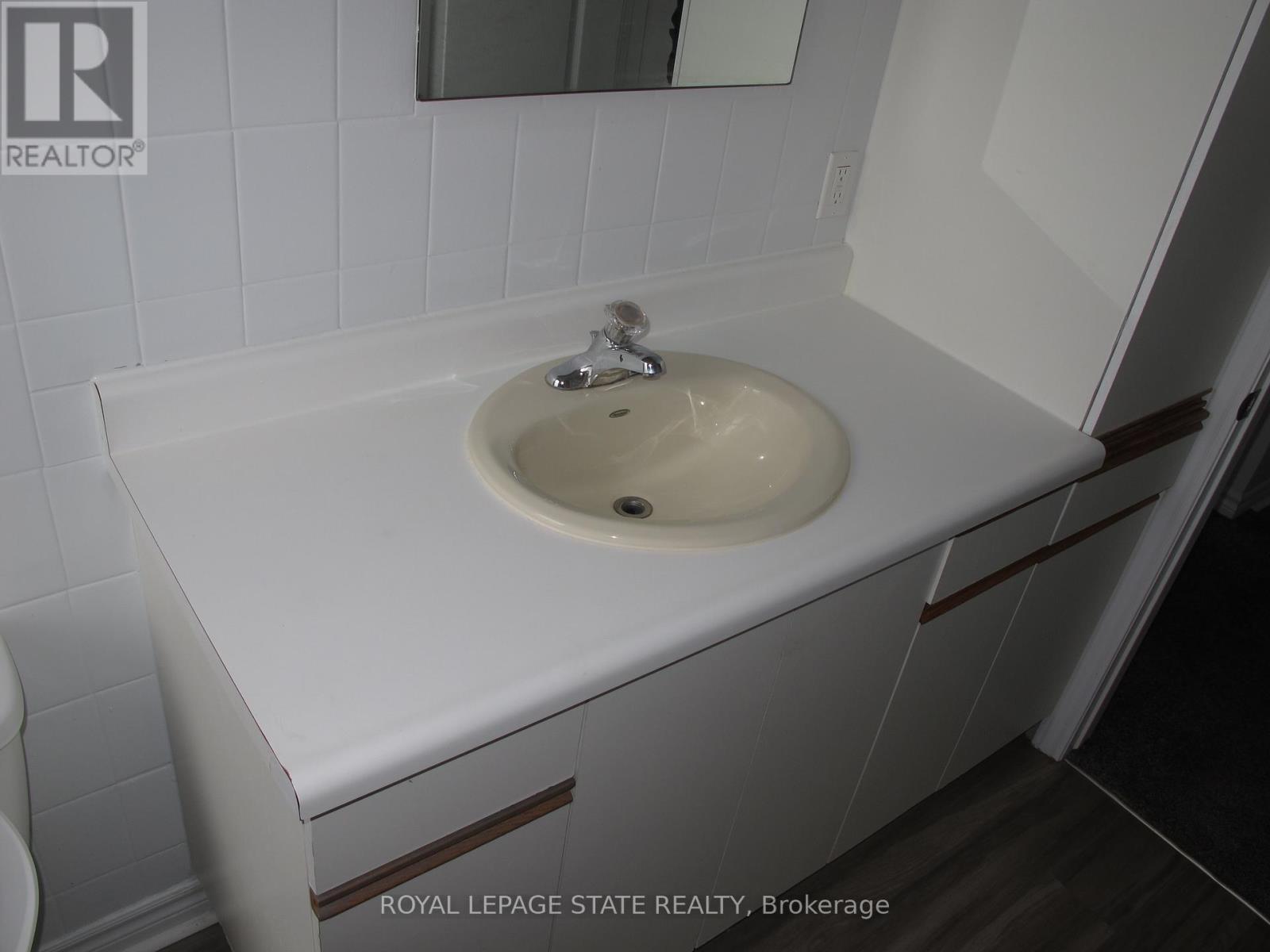 4233 May Avenue, Niagara Falls, Ontario  L2E 3H9 - Photo 19 - X12084458