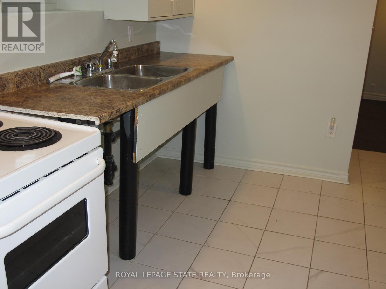 4233 May Avenue, Niagara Falls, Ontario  L2E 3H9 - Photo 25 - X12084458
