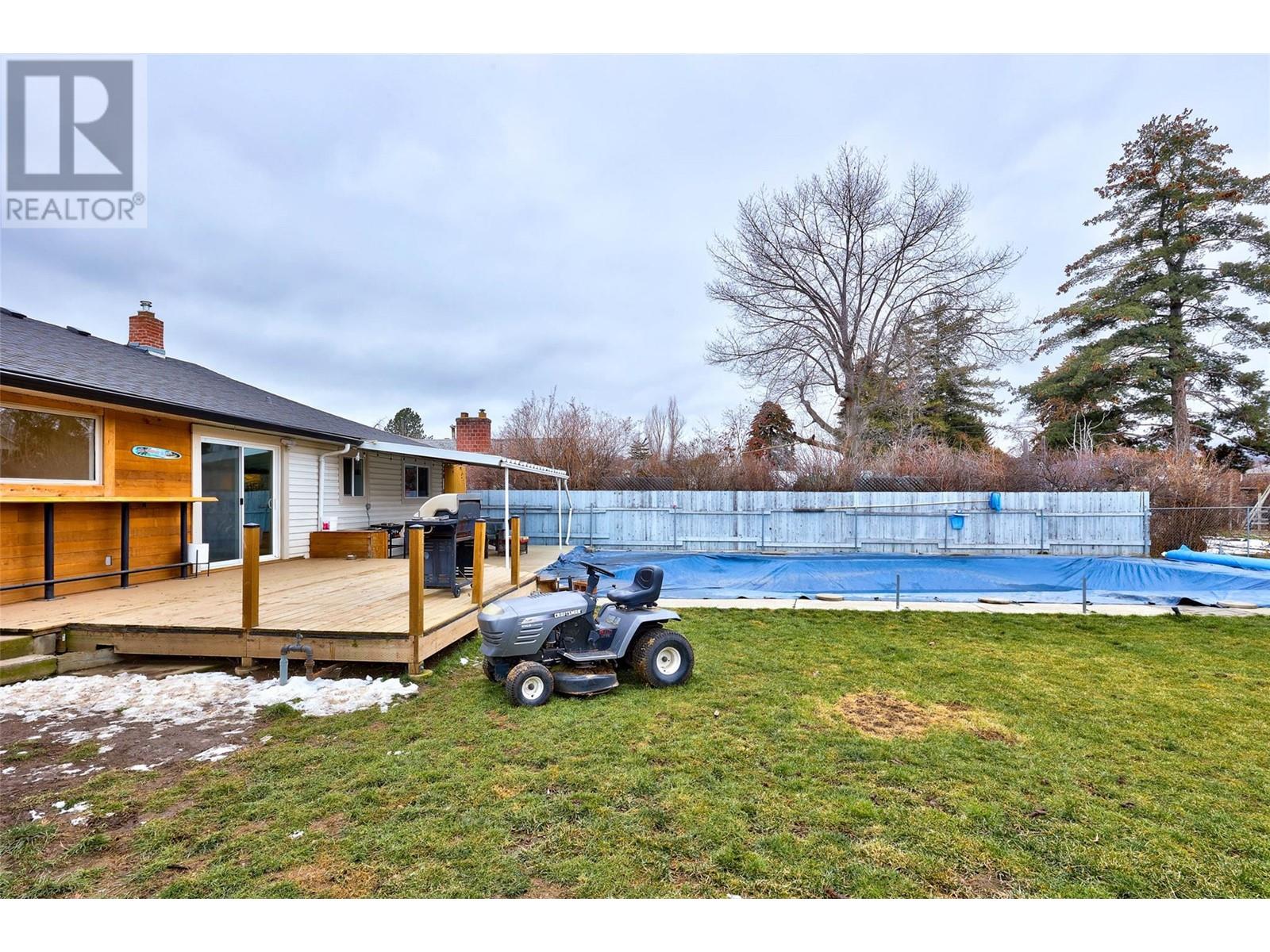 2532 Young Avenue, Kamloops, British Columbia  V2B 4M8 - Photo 24 - 10343595