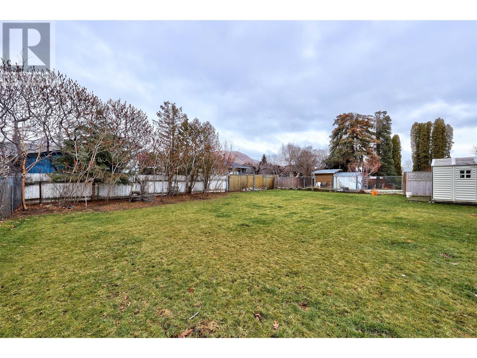 2532 Young Avenue, Kamloops, British Columbia  V2B 4M8 - Photo 29 - 10343595