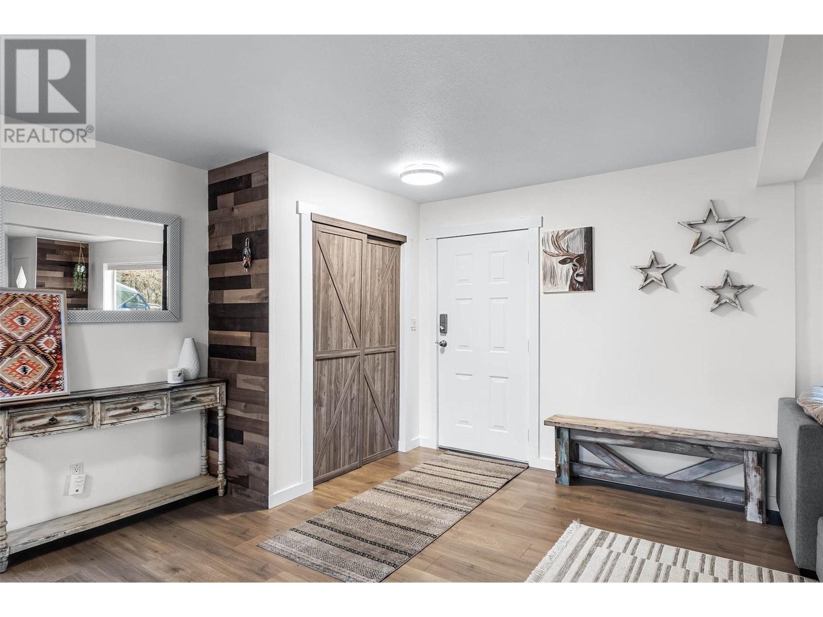 2532 Young Avenue, Kamloops, British Columbia  V2B 4M8 - Photo 6 - 10343595