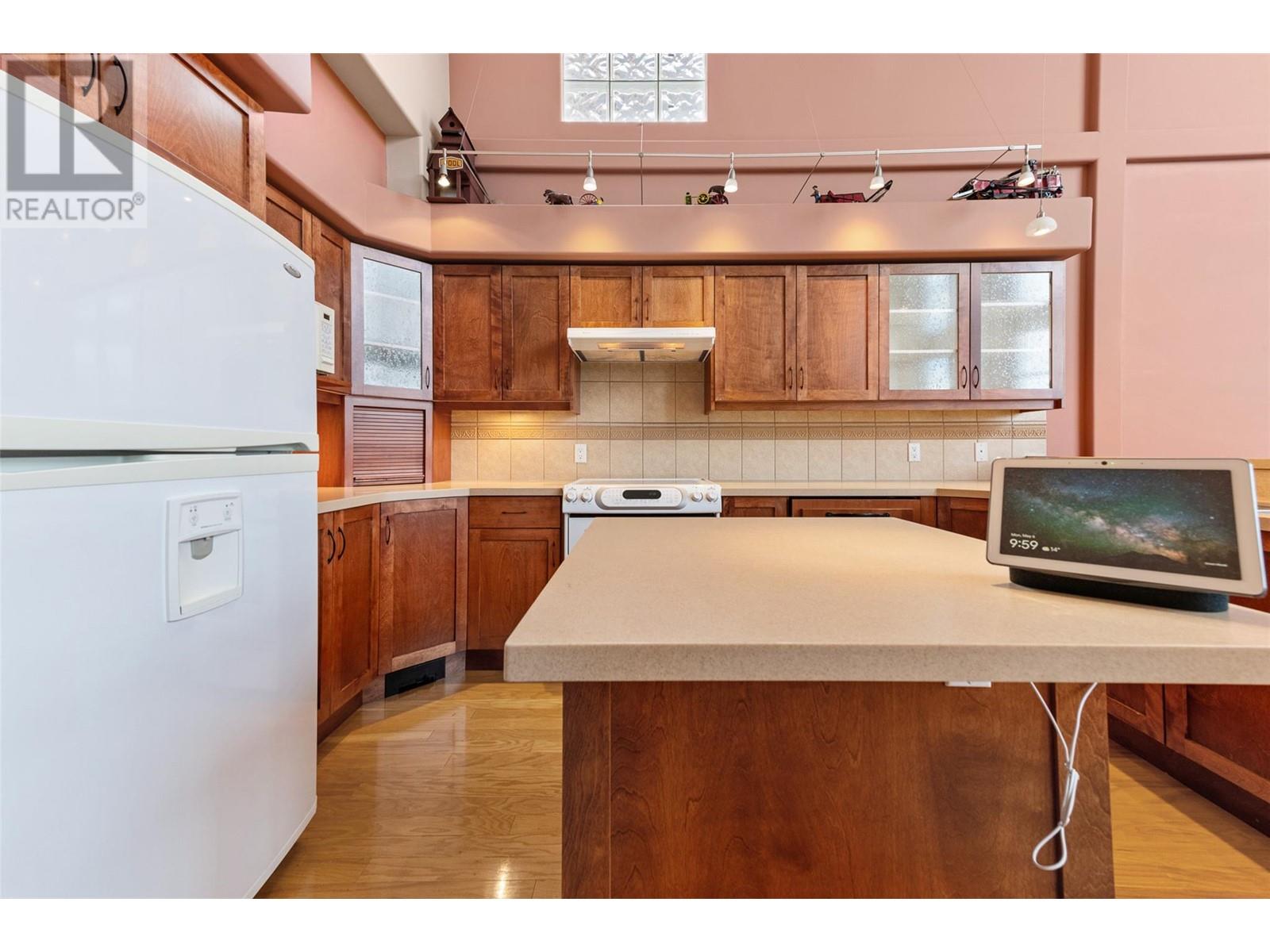 250 Marina Way Unit# 505, Penticton, British Columbia  V2A 1H4 - Photo 18 - 10343479
