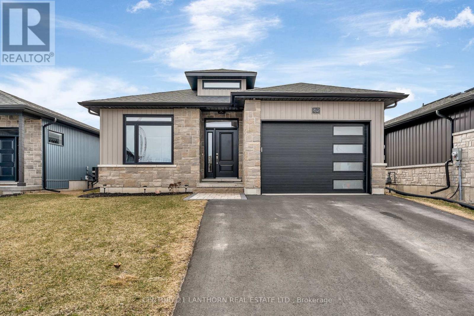 Property at 62 HASTINGS PARK DRIVE image 1