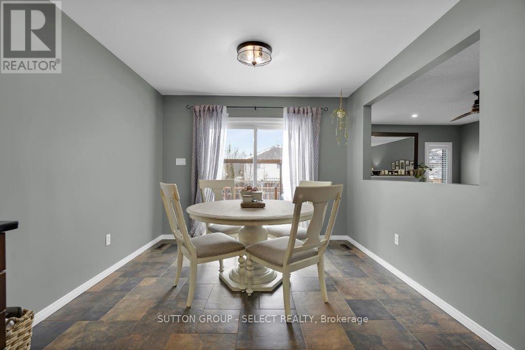 74 Cedarwood Road, London, Ontario  N6H 5E7 - Photo 10 - X12084507