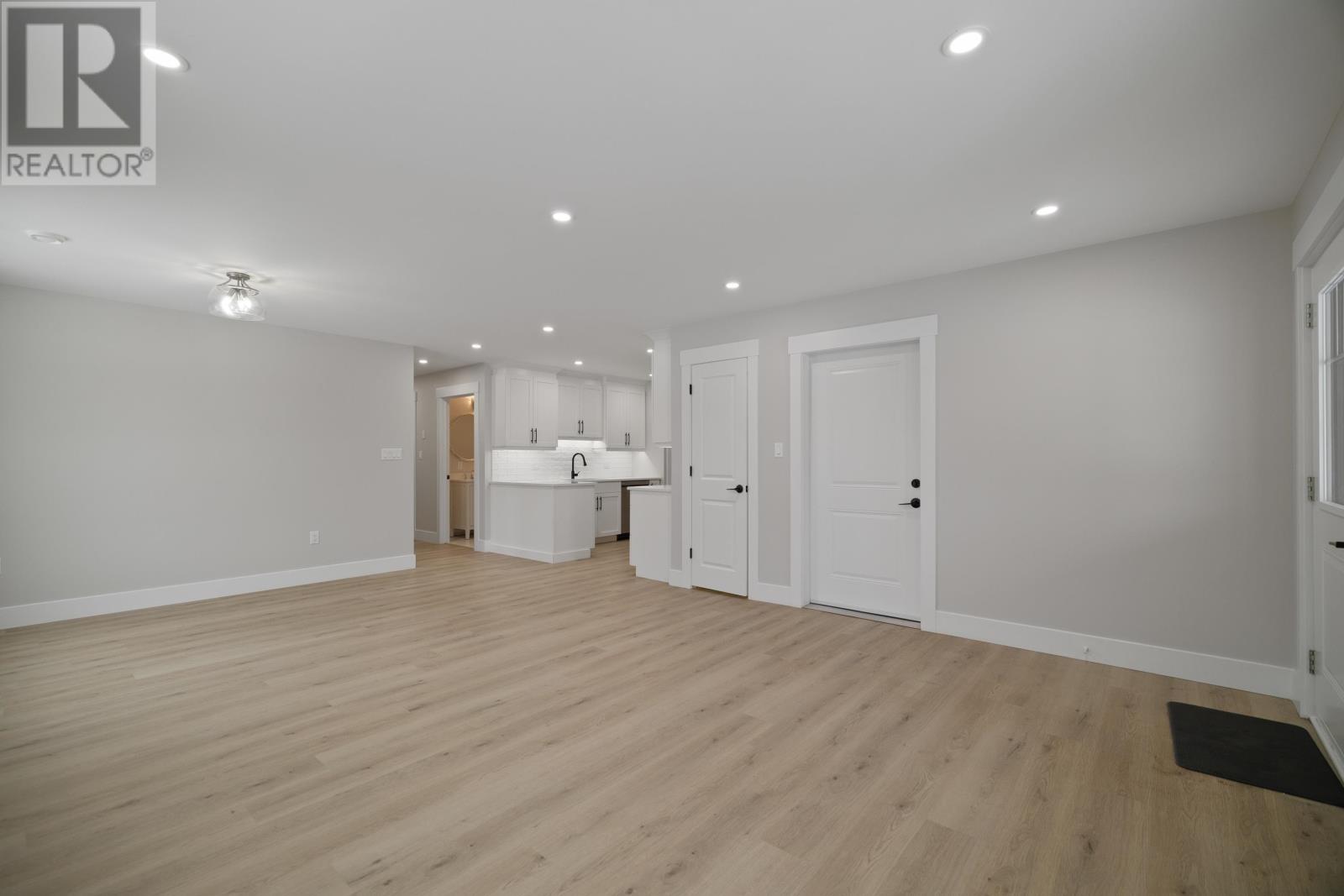 Property at 10 Barkley Avenue image 4