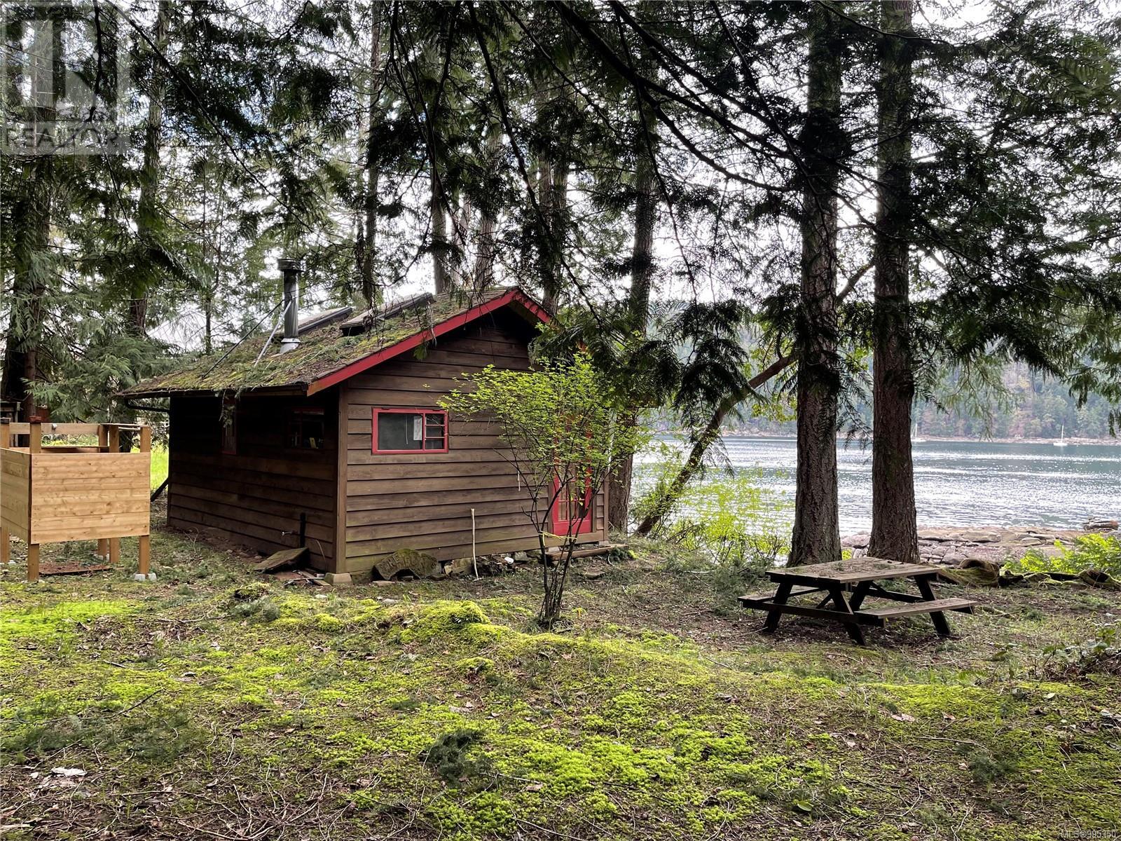 Property at 194 Sockeye Dr image 5