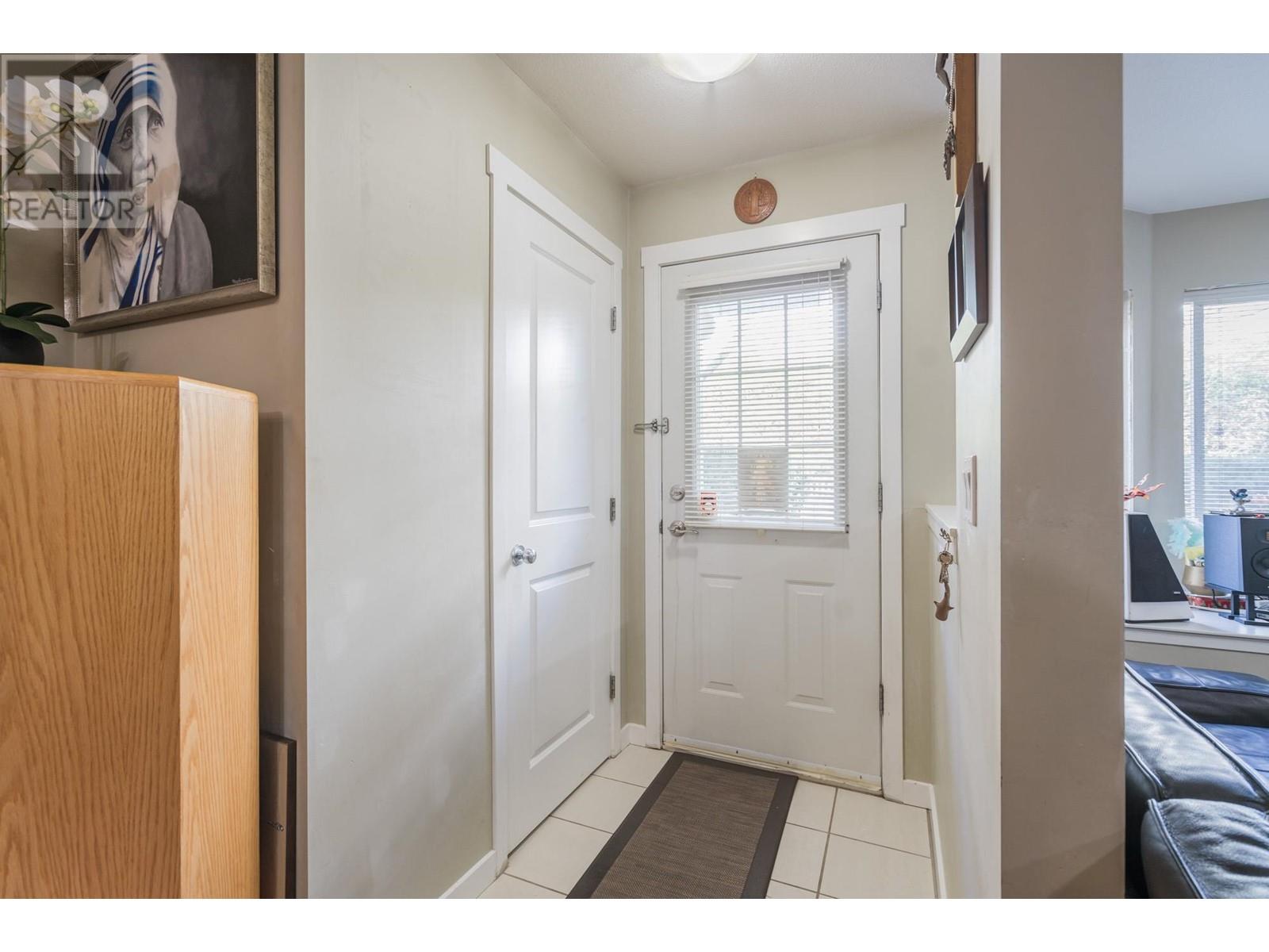 6 7370 Stride Avenue, Burnaby, British Columbia  V3N 5E6 - Photo 12 - R2990623