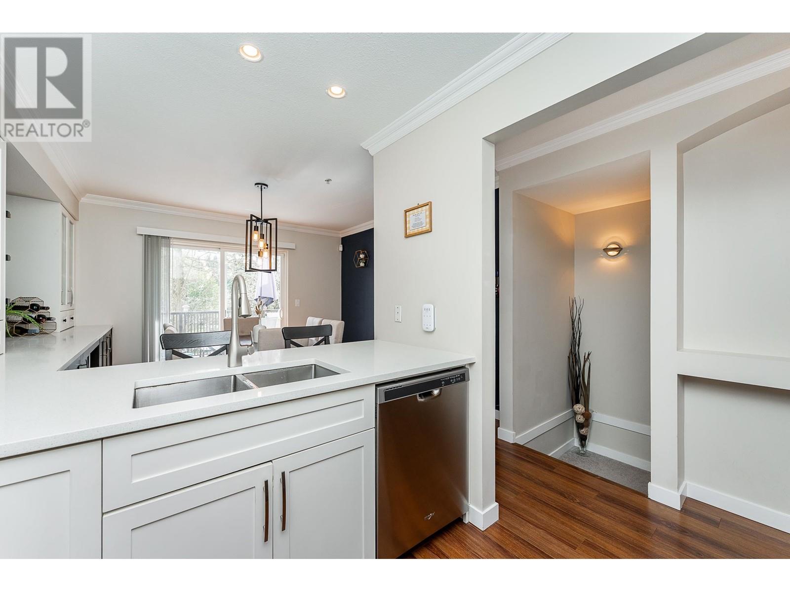 Property at 18 19141 124 AVENUE image 5