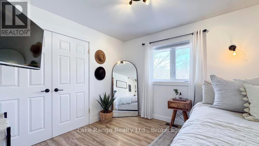 403 Havelock Street, Huron-Kinloss, Ontario  N0G 2H0 - Photo 10 - X12084516