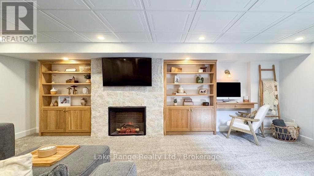 403 Havelock Street, Huron-Kinloss, Ontario  N0G 2H0 - Photo 14 - X12084516