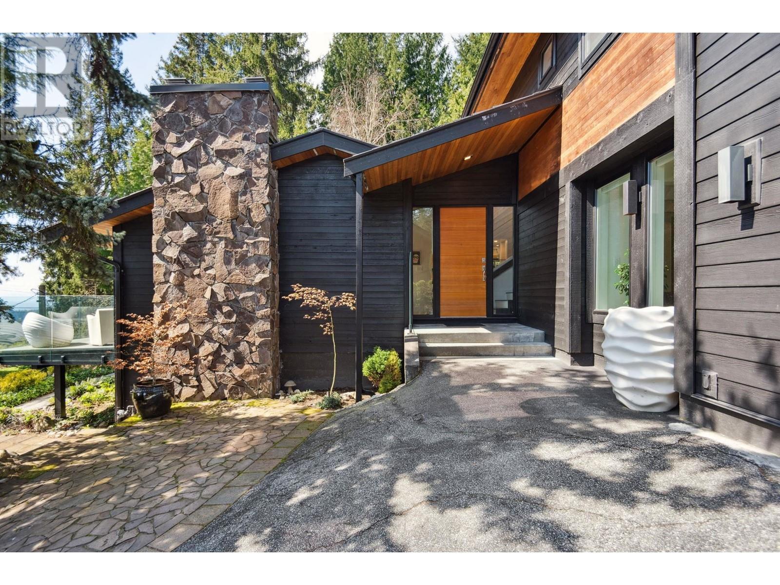 Property at 328 MONTERAY AVENUE image 1
