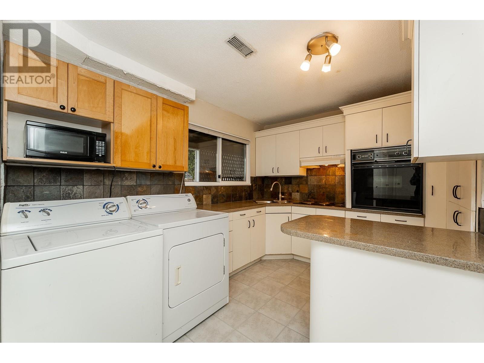 3971 Hamilton Street, Port Coquitlam, British Columbia  V3B 3A8 - Photo 27 - R2990641