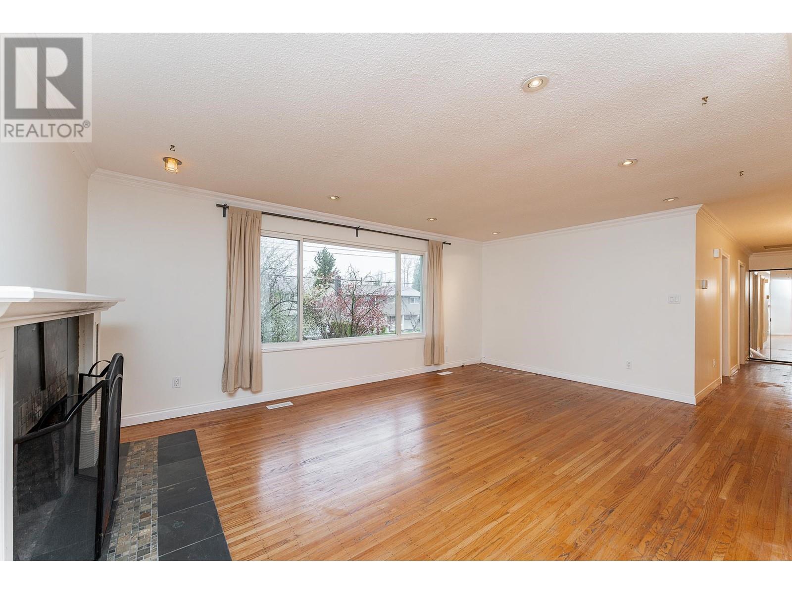 3971 Hamilton Street, Port Coquitlam, British Columbia  V3B 3A8 - Photo 8 - R2990641
