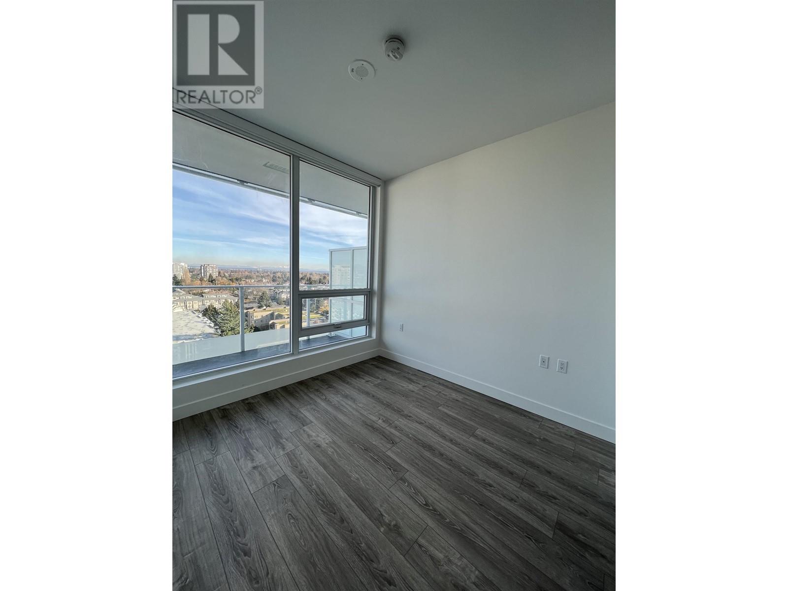 Listing Picture 10 of 27 : 1306 6328 NO. 3 ROAD, Richmond / 烈治文 - 魯藝地產 Yvonne Lu Group - MLS Medallion Club Member