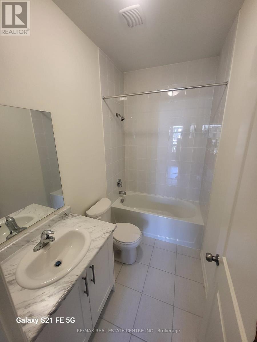 7 Dallotto Lane, Ajax, Ontario  L1S 0G9 - Photo 12 - E12084510
