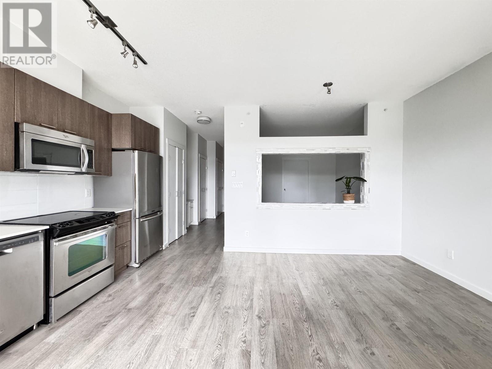 416 617 Smith Avenue, Coquitlam, British Columbia  V3J 0C3 - Photo 4 - R2989129