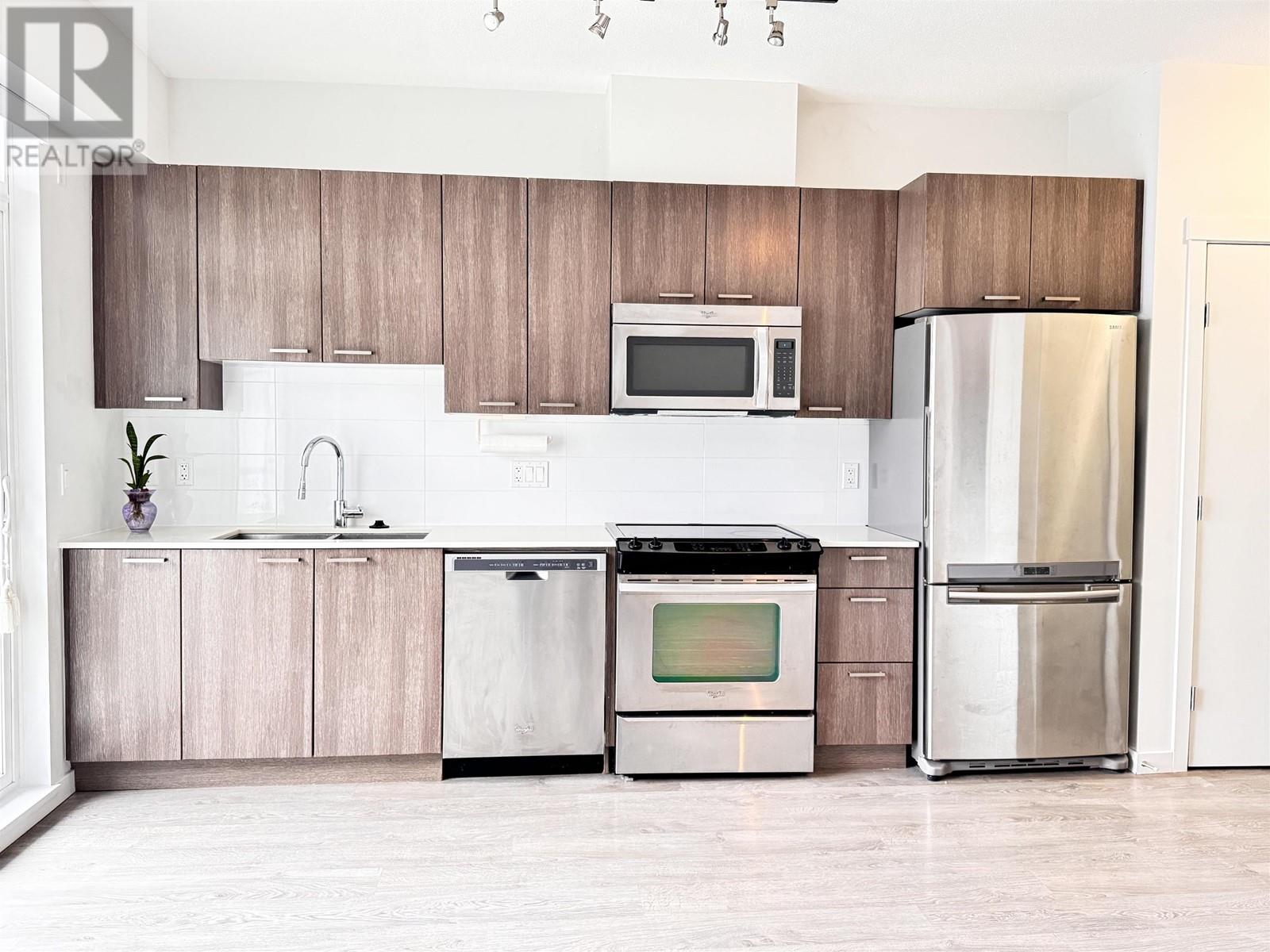 416 617 Smith Avenue, Coquitlam, British Columbia  V3J 0C3 - Photo 5 - R2989129