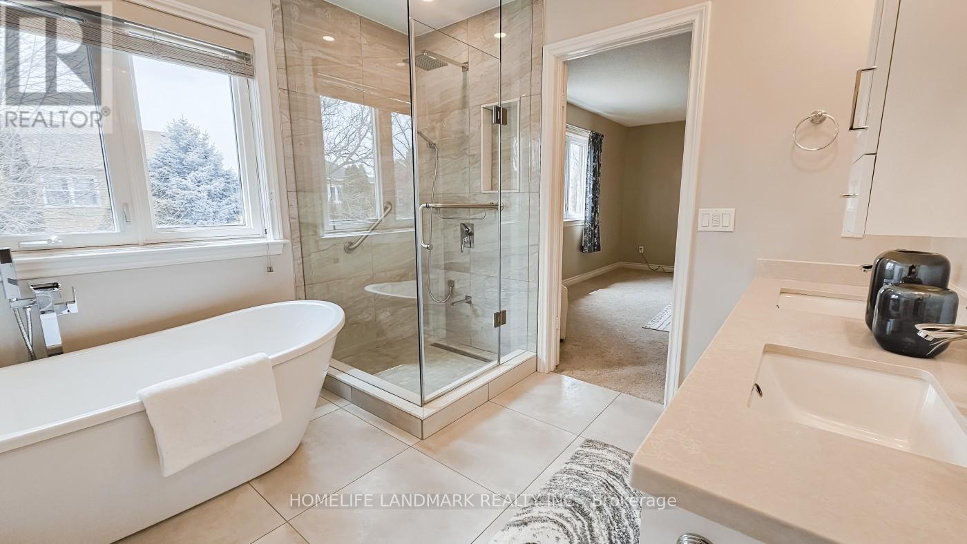 98 Braeside Square, Markham, Ontario  L3R 0A5 - Photo 25 - N12084498